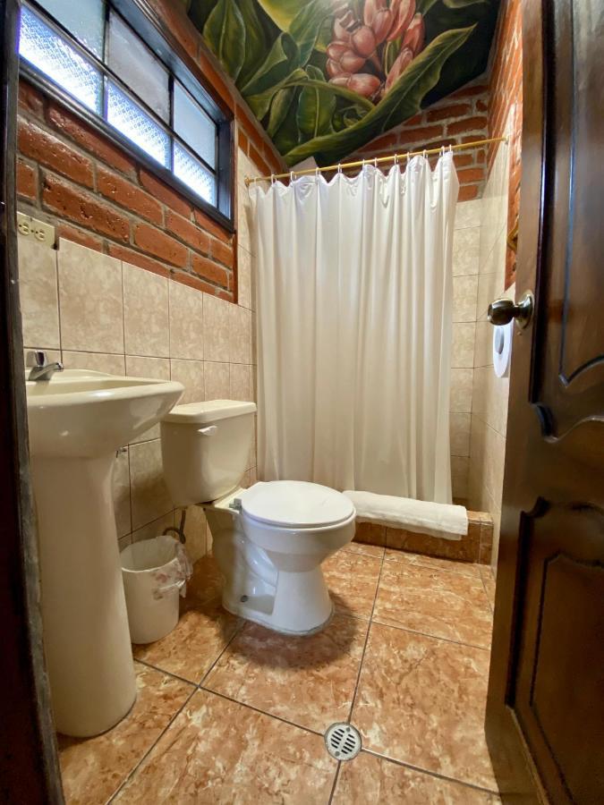 Great Hostels Backpackers Баньос Экстерьер фото